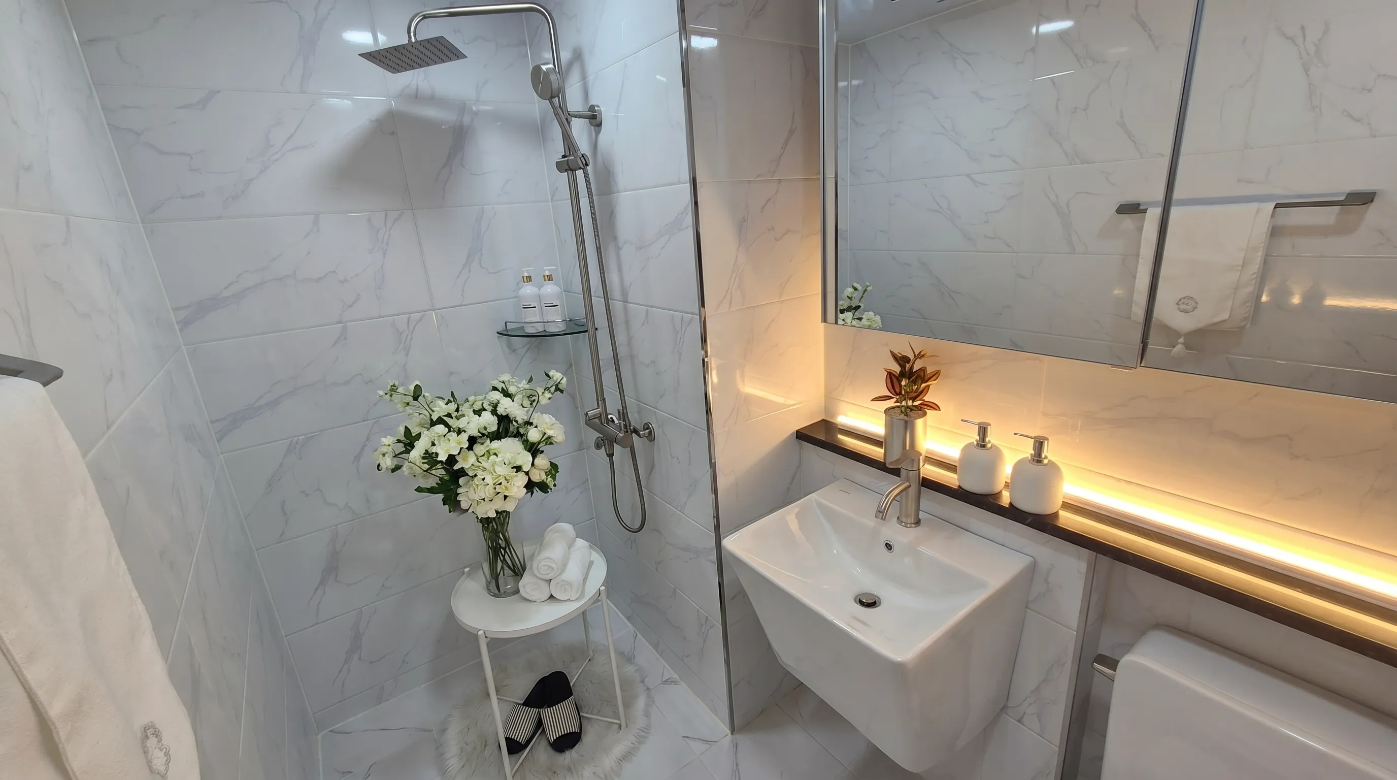Thumbnail 메인 욕실 (Main Bathroom)